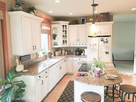 4th image of 546 Kelsando Cir