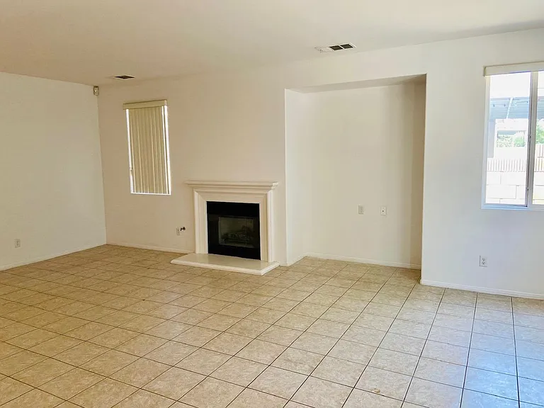 3621 W Avenue J10 — Photo 5