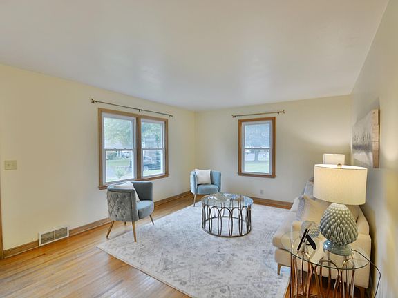 4th image of 4522 Chatham Rd NE