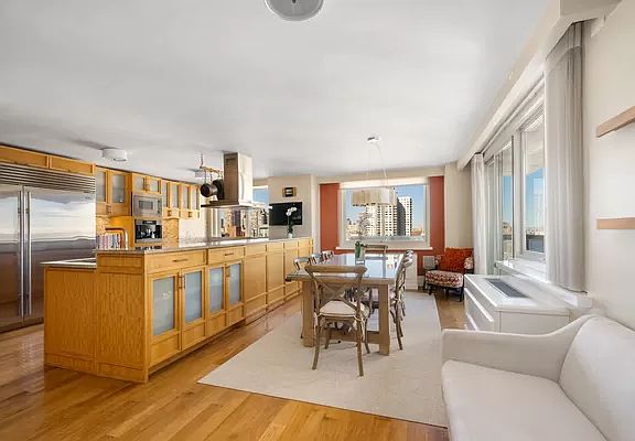 2nd image of 515 E 72nd St #20ABCD