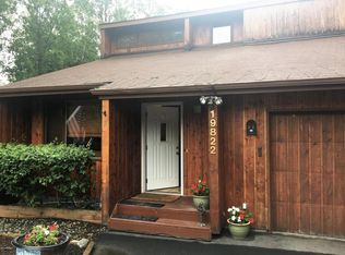 19822 Fairmount Cir, Eagle River, AK 99577