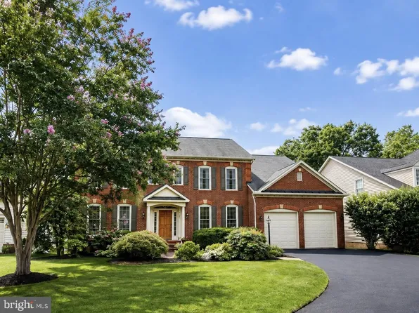 43321 Huddleston Ln, Chantilly, VA 20152