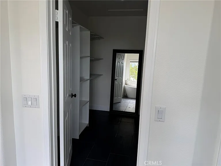 15 Field Point — Photo 25