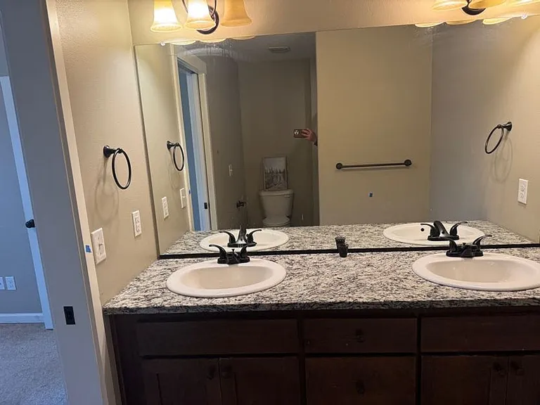 2706 NE 130th Ct — Photo 36