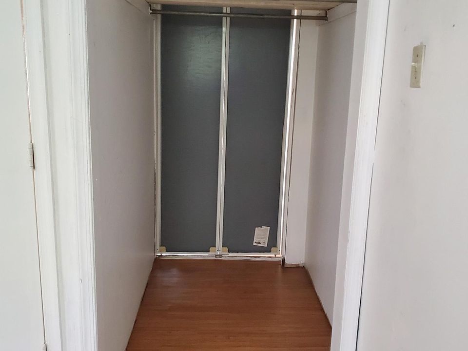 1st image of 1312 Jackson St Floor 3