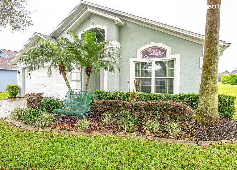 417 Casterton Cir — Photo 30