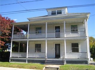 49 Van Den Noort St, Putnam, CT 06260