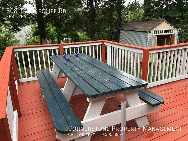 808 Templecliff Rd — Photo 23