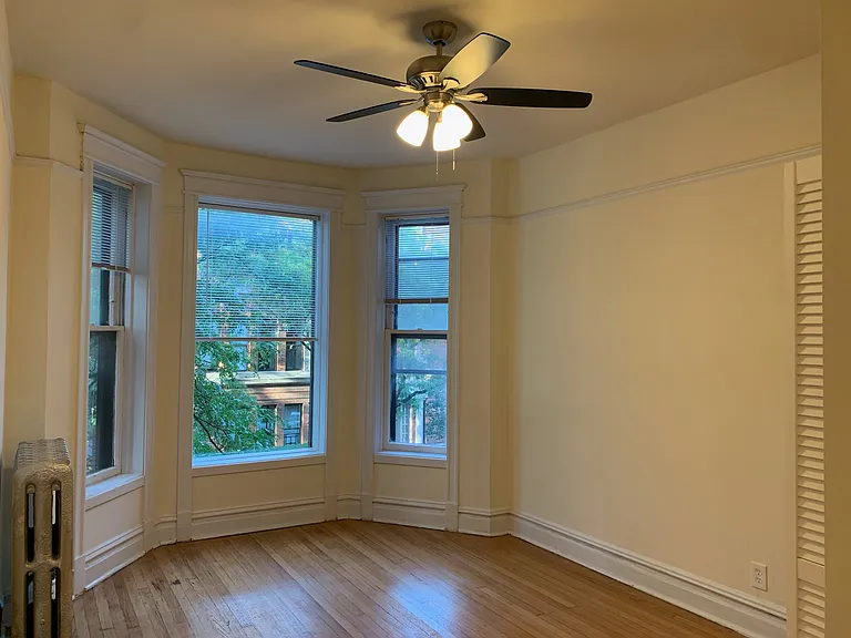 1039 W Barry Ave #2 — Photo 21