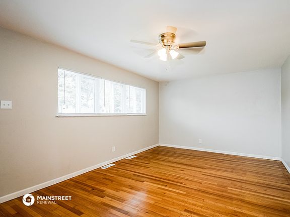 5th image of 1325 Saint Marie St