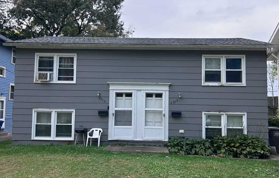 2 bed, $1,100 — Photo 1