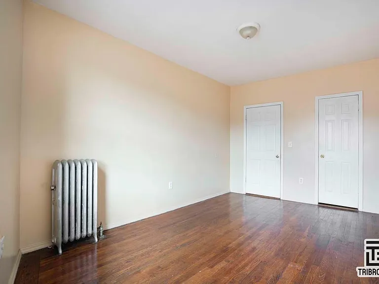 452 City Island Ave #2B — Photo 6