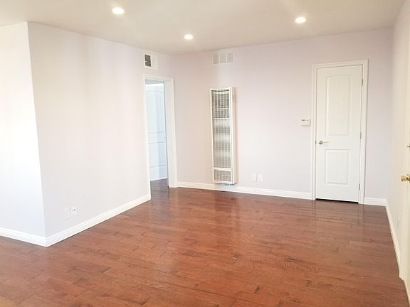 5th image of 7371 Fountain Ave
