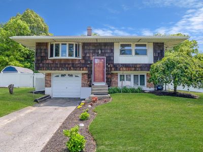 49 Bobcat Lane, East Setauket, NY, 11733