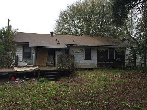 5th image of 3306 W Lloyd St