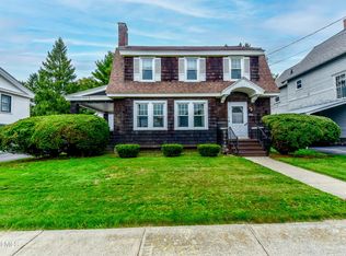 41 E 8th Avenue, Gloversville, NY 12078