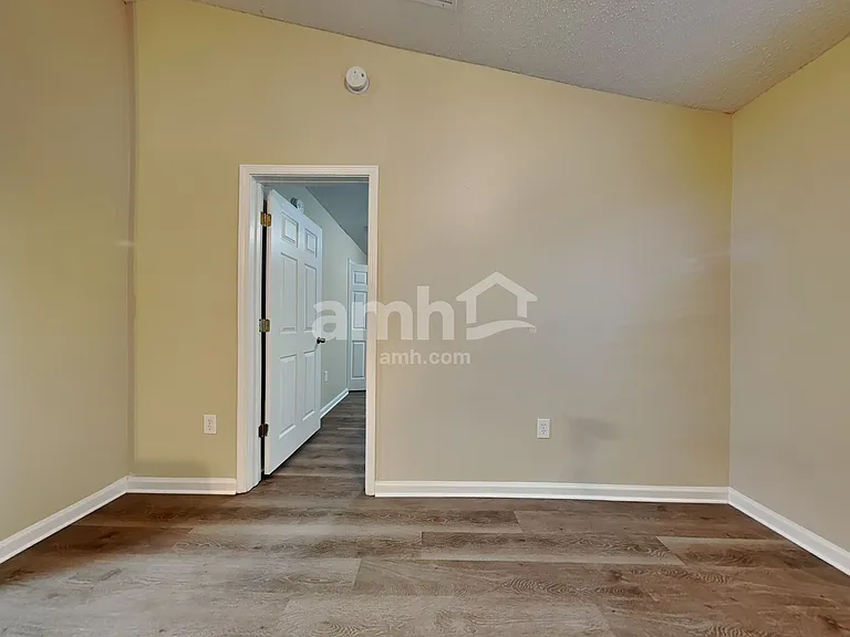 2842 Taylor Hill Dr — Photo 5