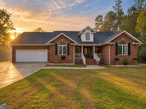 296 Magnolia Rd, Midway, GA 31320