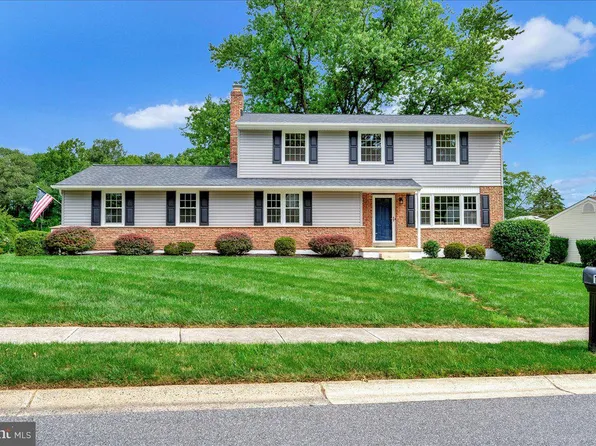 1 Lantern Ln, Wilmington, DE 19810