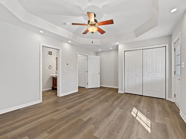 110 Aaron Pl #106 — Photo 29