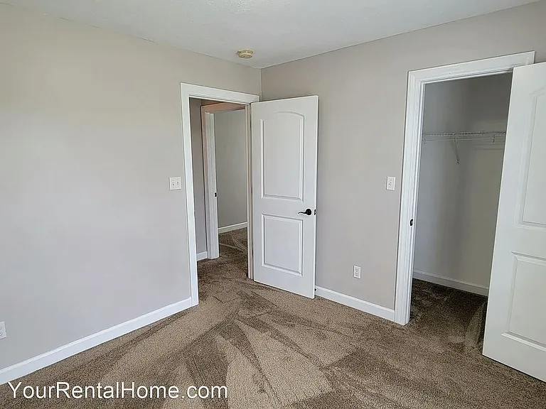 82 Grove Hill Ln — Photo 21