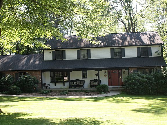 3rd image of 152 Winterwood Dr