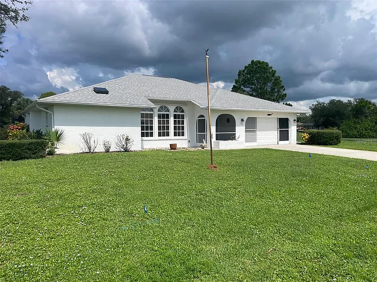 1091 Venture Ct — Photo 16