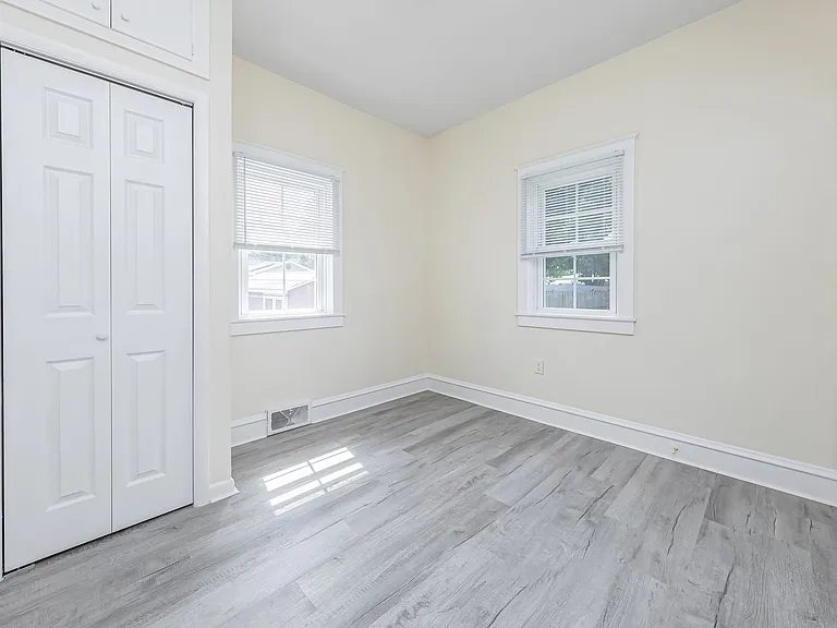 57 Jackson Rd — Photo 12