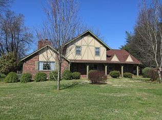 5029 Twin Lakes Dr, Old Hickory, TN 37138