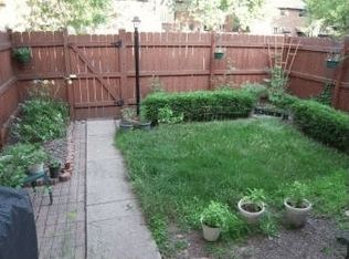 1S217 Michigan Ave, Villa Park, IL 60181