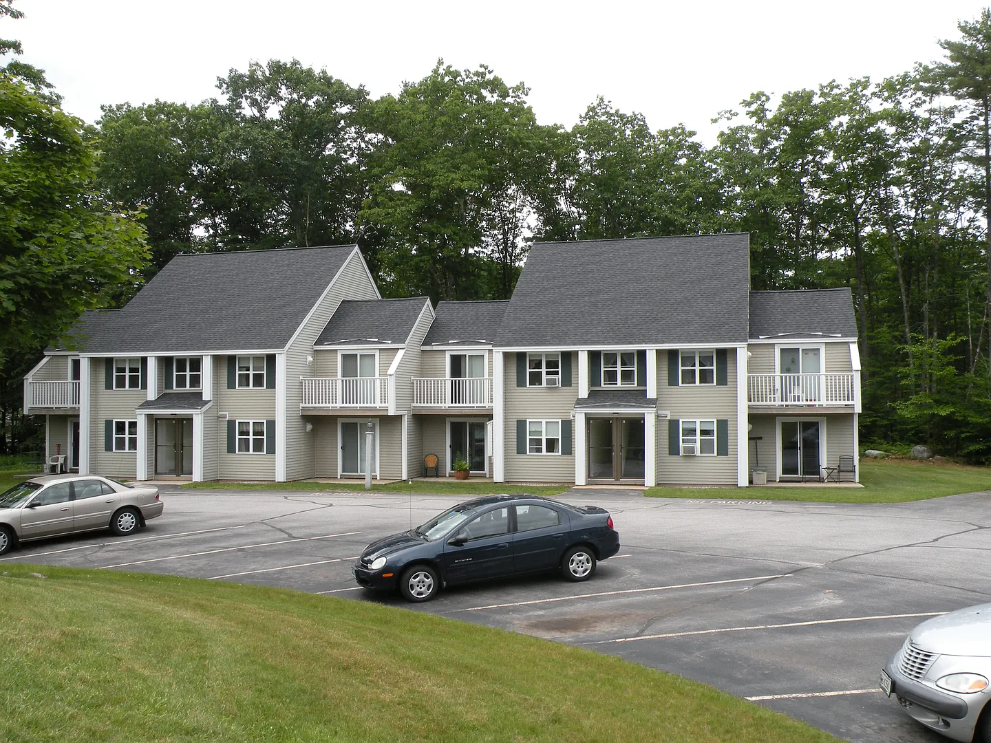 Deerfield Village — Photo 2
