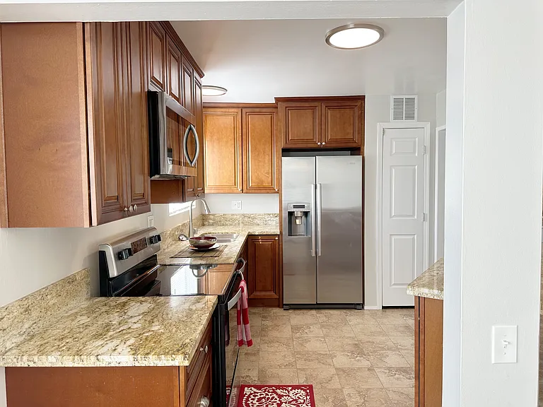 25863 Pacific St #22 — Photo 6