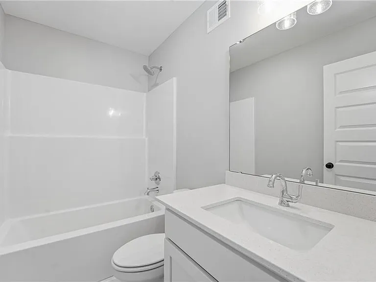 707 Glenn Cir — Photo 26
