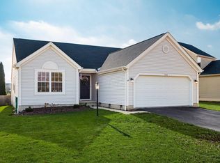 154 Purple Finch Loop, Pataskala, OH 43062