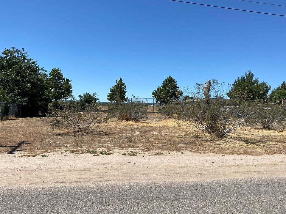 2nd image of Riverside St