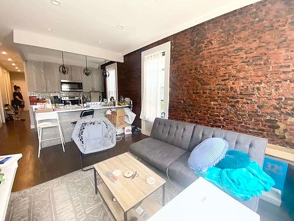 2nd image of 241 Linden Blvd APT 2