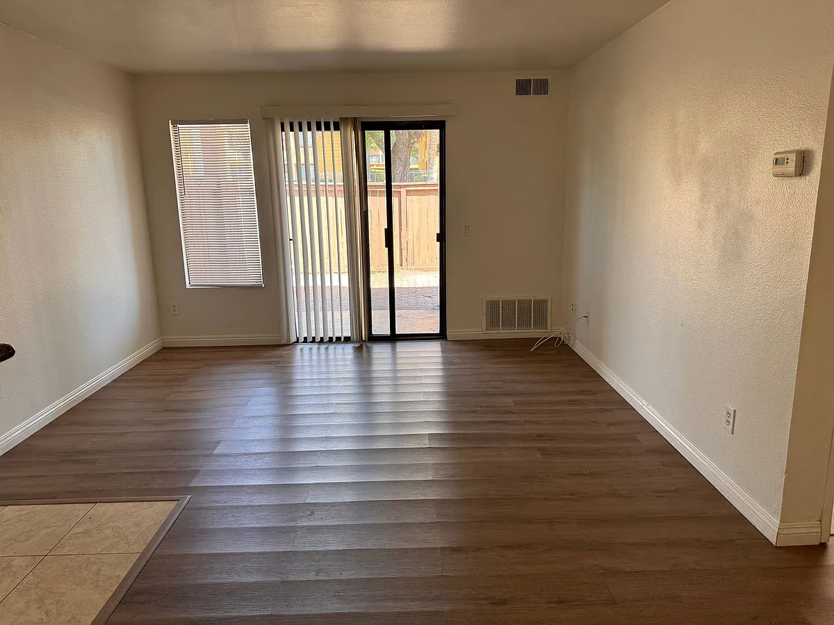 Building Photo - 1305 Massachusetts Ave #103