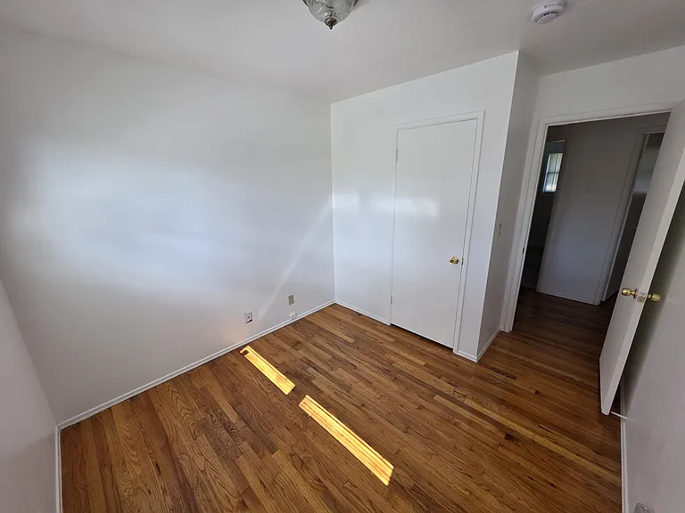 108 NE 143rd Ave — Photo 11