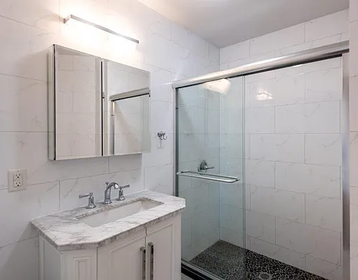 Rented by Nooklyn NYC LLC | media 24
