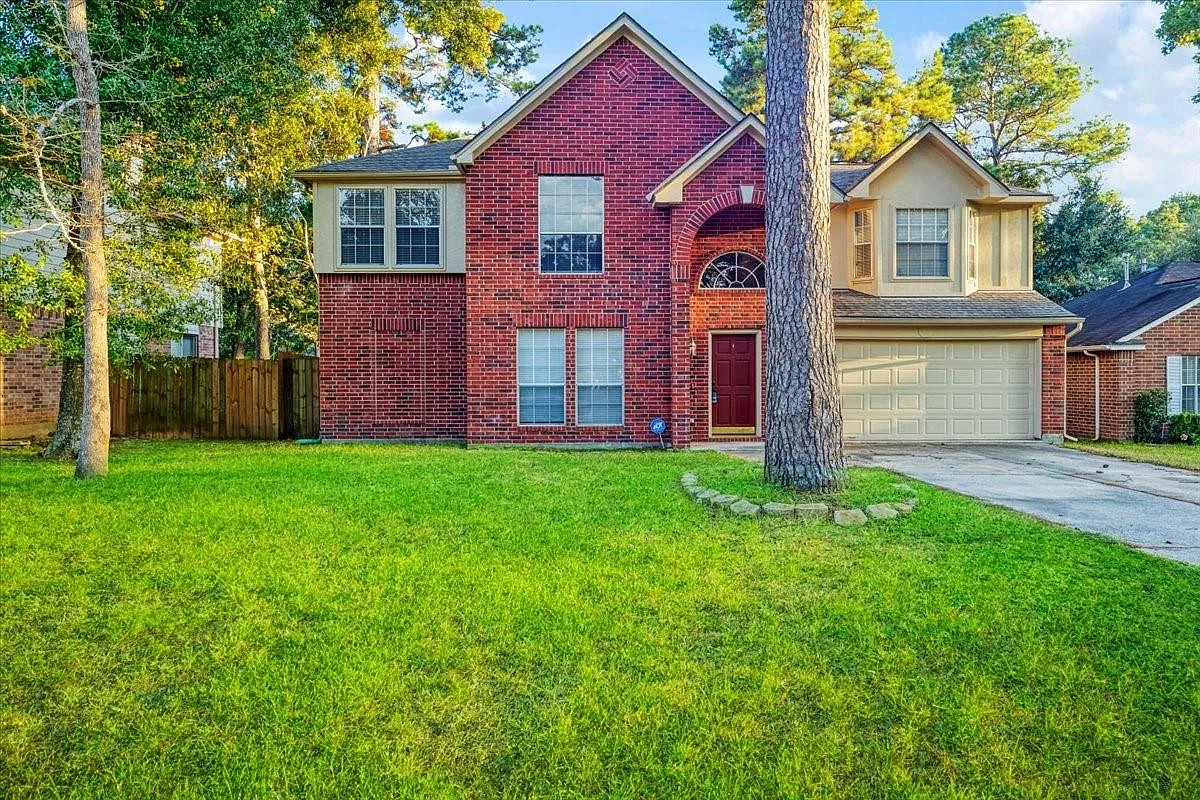 4 bed, 2.5 bath, 2478 sqft, $2,295 — Photo 1