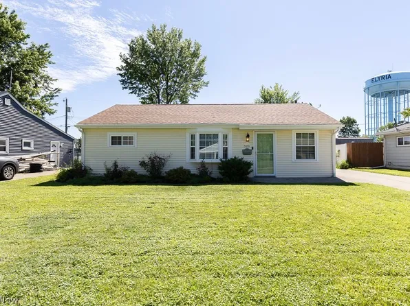 520 Ironwood Ct, Elyria, OH 44035