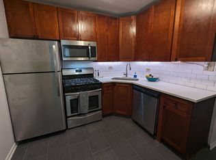 2040 W Birchwood Ave APT 3, Chicago, IL 60645