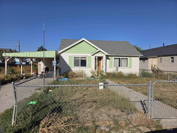 709 N 7th St, Parma, ID 83660