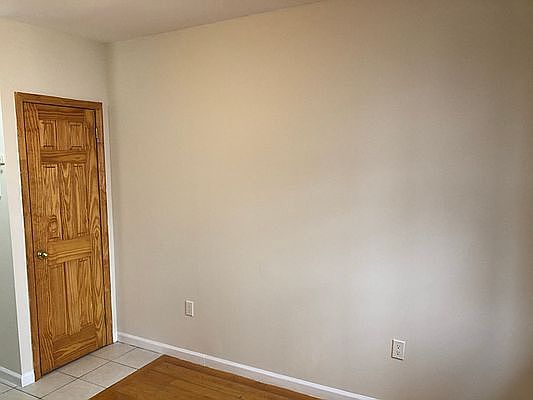 2nd image of 589 1st Ave APT 4