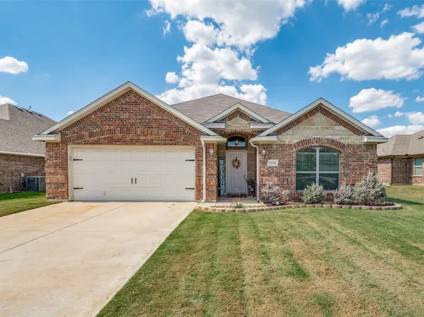 4116 Bridle Path Ln, Sanger, TX 76266