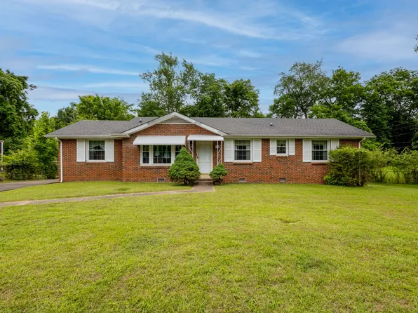 1347 Gibson Dr, Clarksville, TN 37043