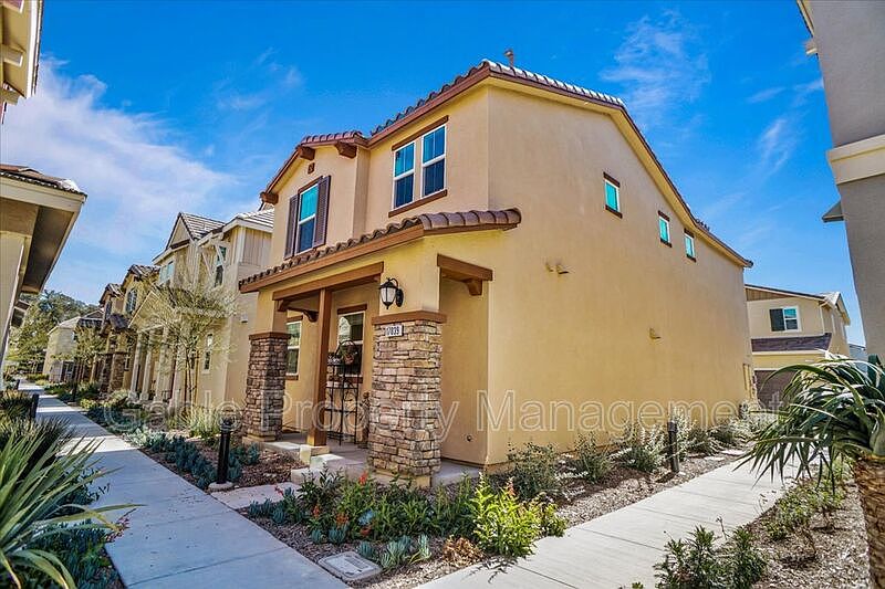 1st image of 17039 Titus Ln