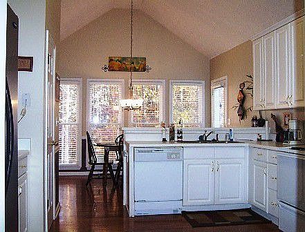 2nd image of 814 Honey Springs Dr