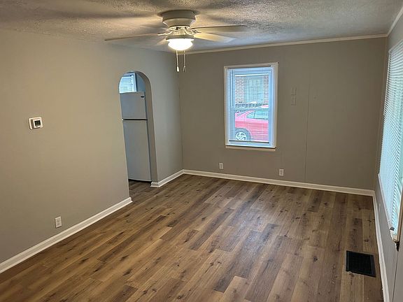 3rd image of 1708 Euclid Dr