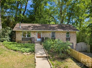 305 Melody Cir, Swannanoa, NC 28778